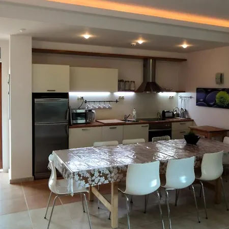 Villa 4 Bedroom Villa With Sea View In Byala